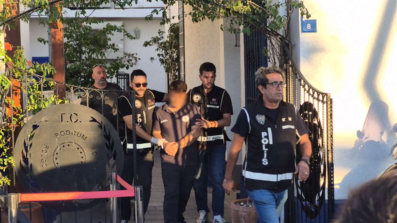    Bodrum Bölge Liman Başkanı rüşvet alırken suçüstü yakalandı haberi