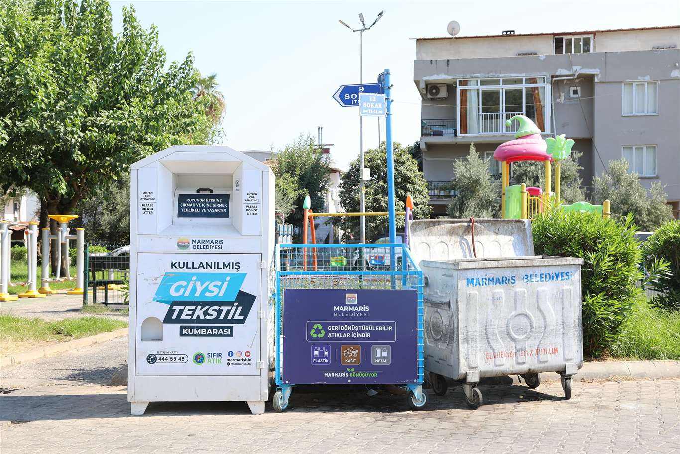  Marmaris'te geri dönüşen atıklar mavi konteynerlerde toplanacak haberi