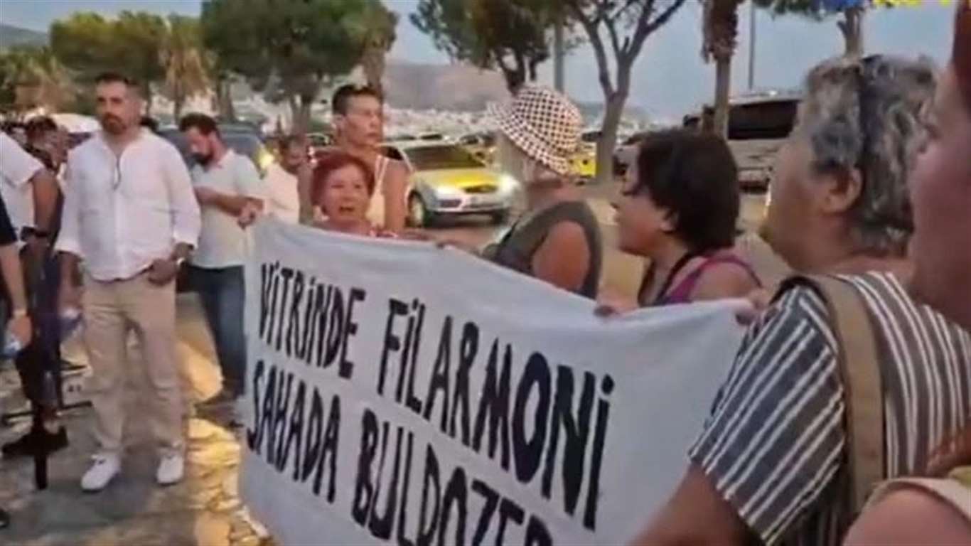 Bodrum’da Limak Filarmoni konserine kadınlardan protesto haberi