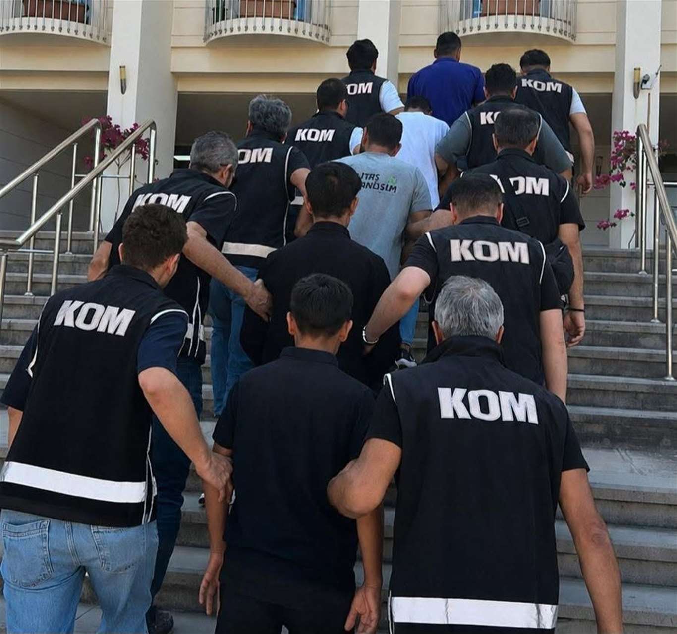 Bodrum’da tehdit soruşturmasında 3 kişi tutuklandı haberi