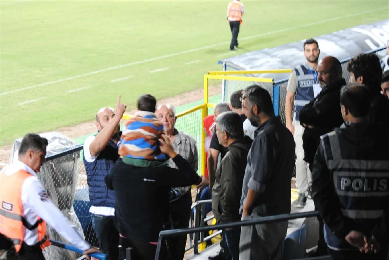 Fethiyespor’da istifa sesleri haberi