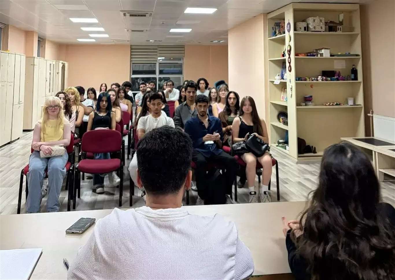    Gençlerin sahne yolculuğu Menteşe’de sürüyor haberi