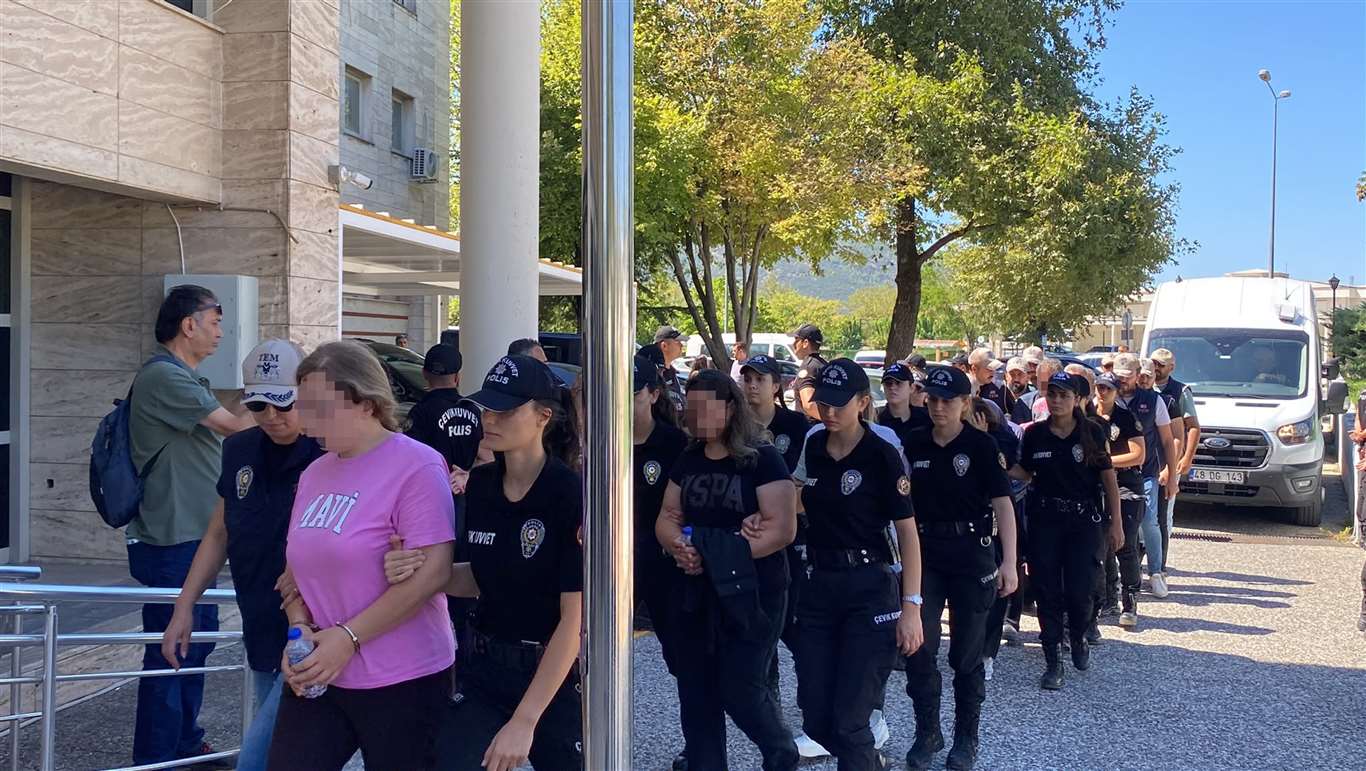  FETÖ’cü Karatepe soruşturması şüphelileri adli kontrolle serbest haberi