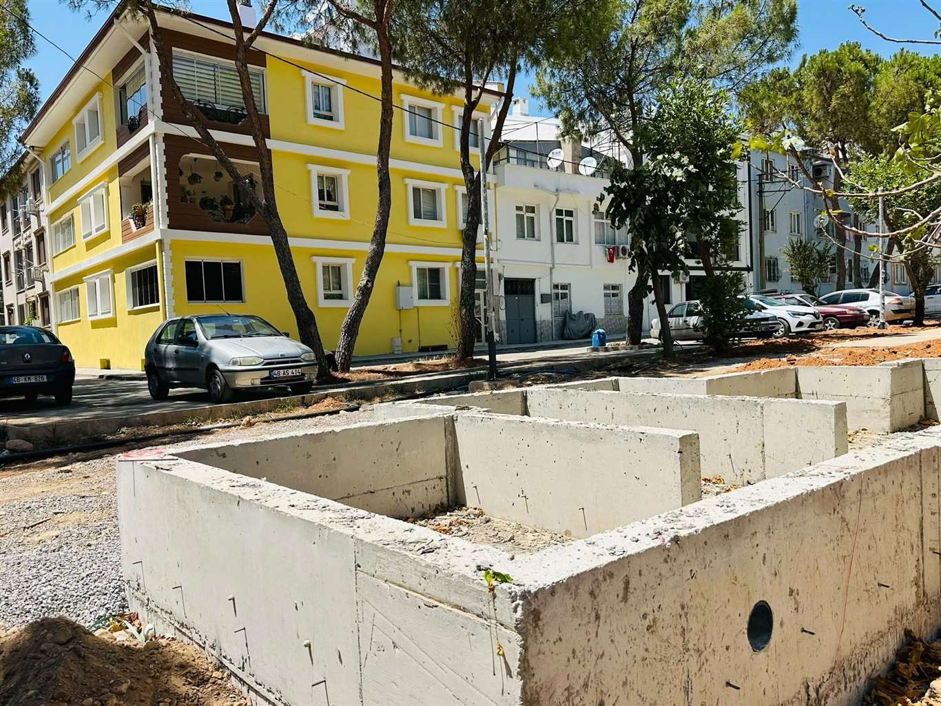 Konutlara 6 metre mesafedeki tuvalet için karar: Perdeleme yapılacak haberi