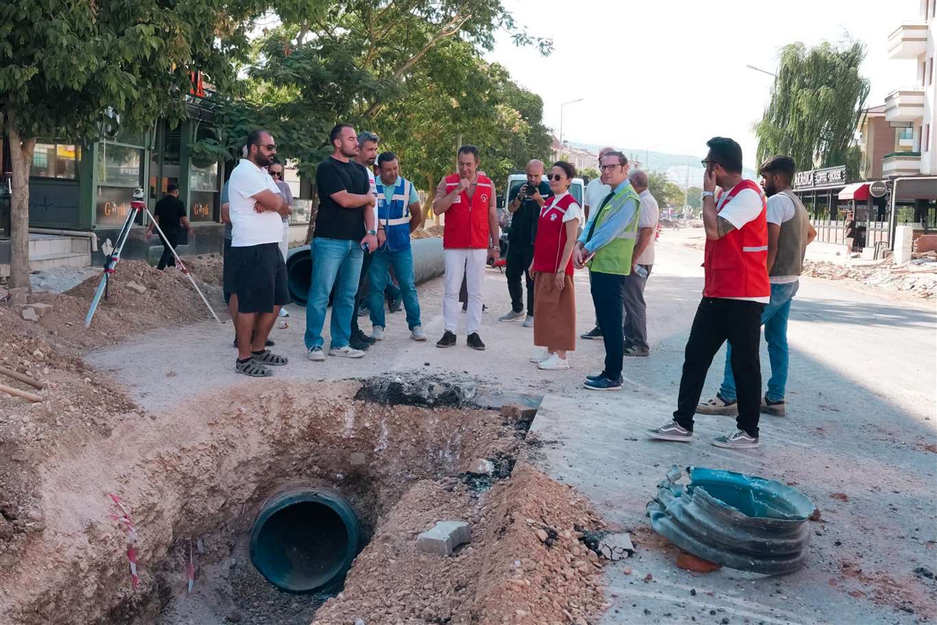 Başkan Köksal Aras, mahallelerde yürütülen çalışmaları yerinde inceledi haberi
