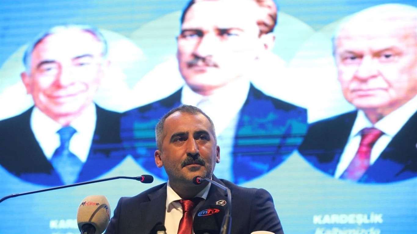    MHP Muğla'dan Atatürk Büstüne zarar verilmesine tepki haberi