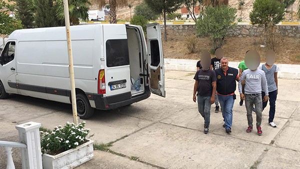  Milas’ta 38 göçmen yakalandı haberi