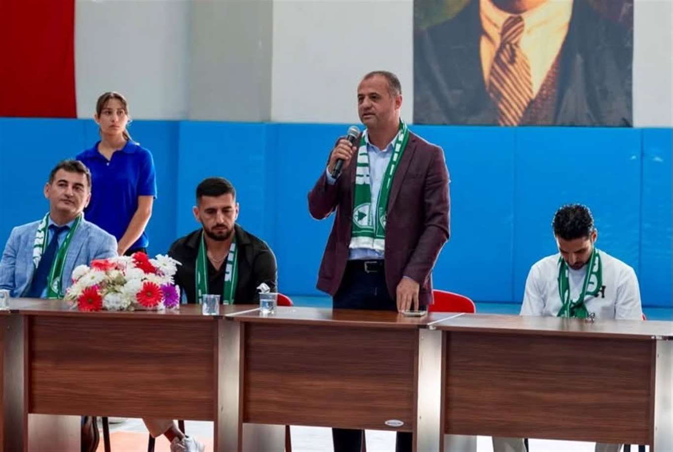  Muğlasporlu futbolcular öğrencilerle buluştu haberi