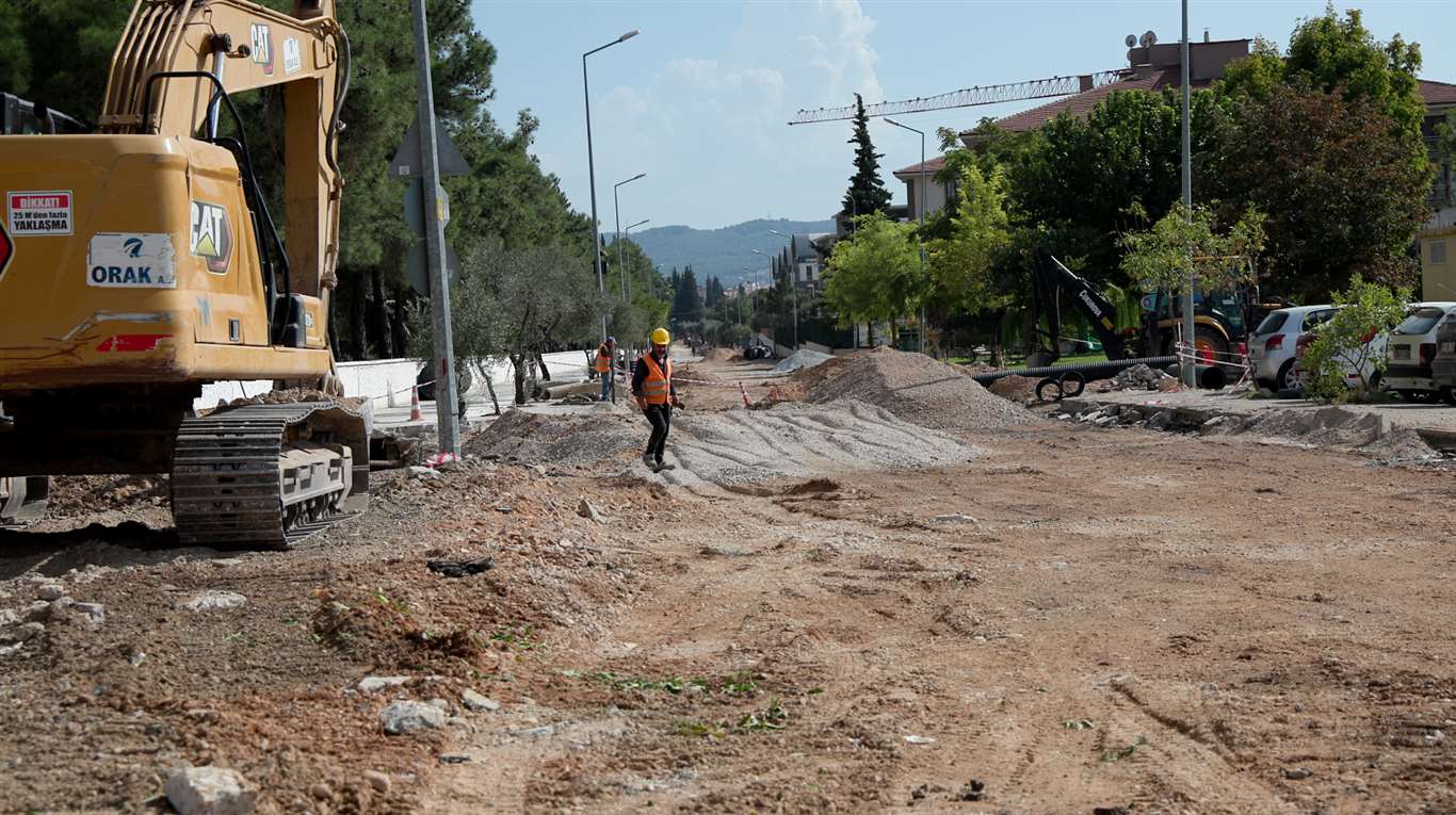 Menteşe Orhaniye'de altyapı ve yol çalışmaları sürüyor haberi