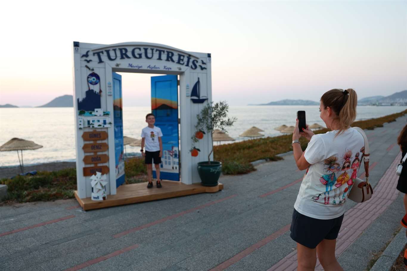 Turgutreis sahilinde “Maviye Açılan Kapı” dönemi haberi