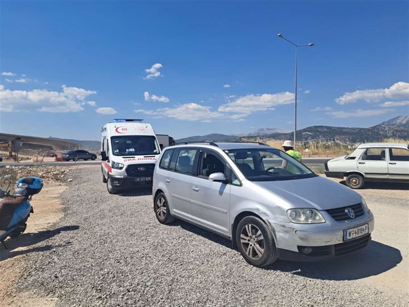Menteşe'de vakaya giden ambulans kaza yaptı haberi