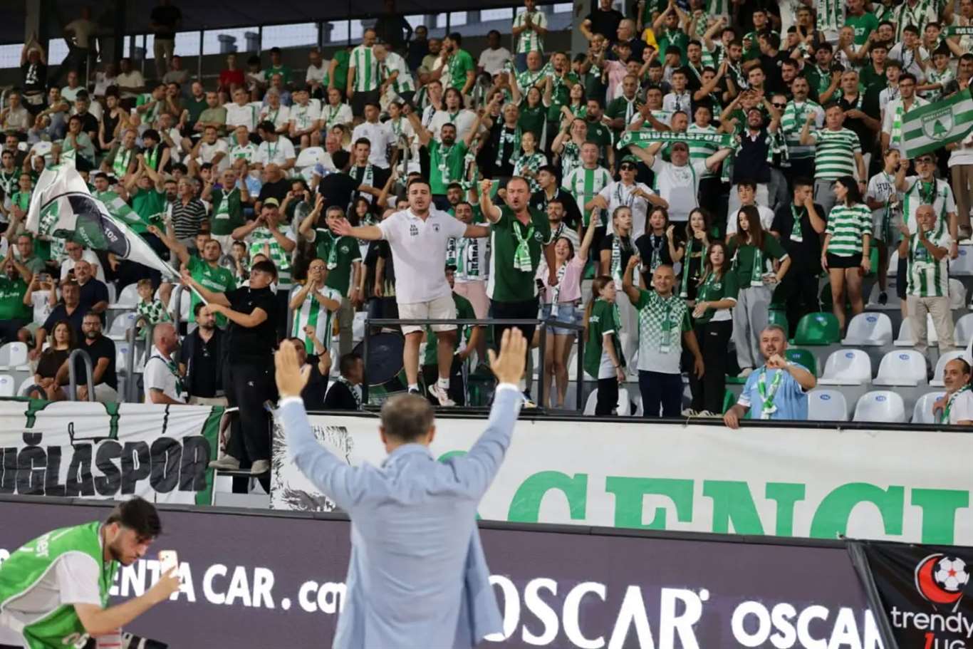 48 Gençlik'ten Muğlaspor taraftarına teşekkür haberi