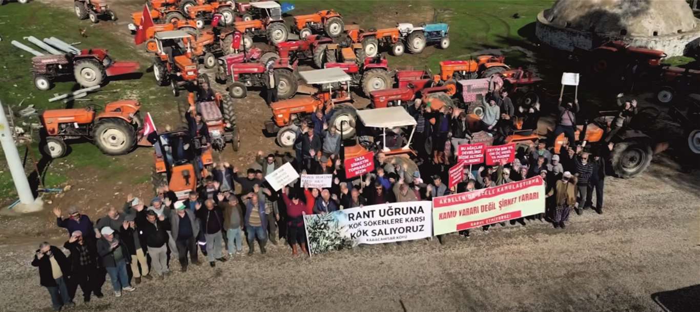   Acele kamulaştırma kararına traktörlü protesto haberi