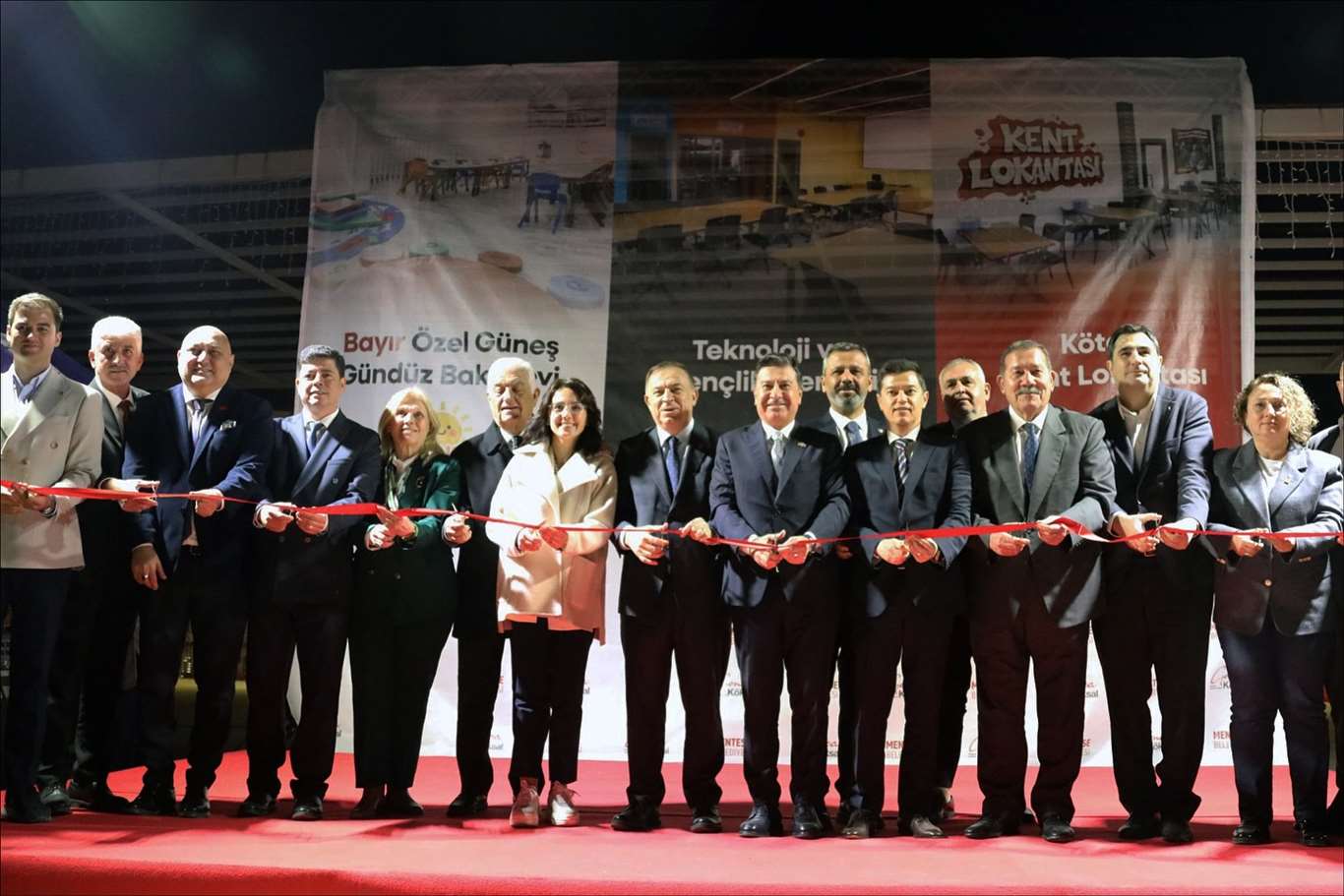    Menteşe'de kreş, teknoloji merkezi ve kent lokantasının resmi açılışı yapıldı haberi