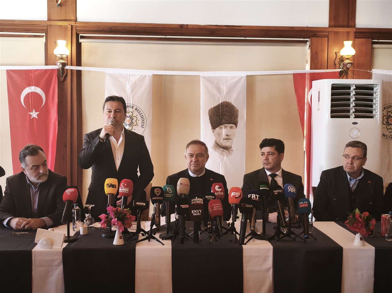 CHP Genel Başkan Yardımcısı Gökan Zeybek:  '