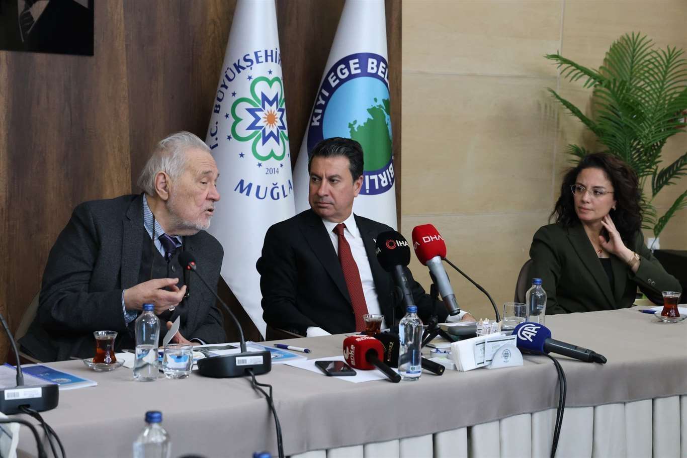   Aras'ın danışmanından İlber Ortaylı'ya İmamoğlu tepkisi: 