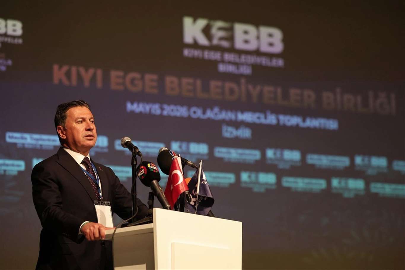 Başkan Aras, Kıyı Belediyeler Birliği Başkanlığına yeniden seçildi haberi