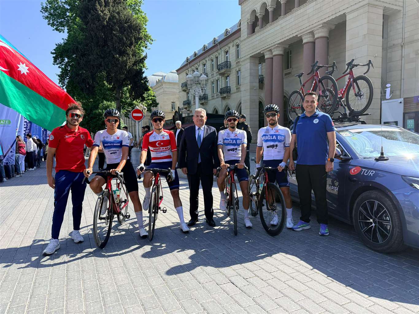 Azerbaycan'da Muğla Büyükşehir Bisiklet Takımı rüzgarı haberi