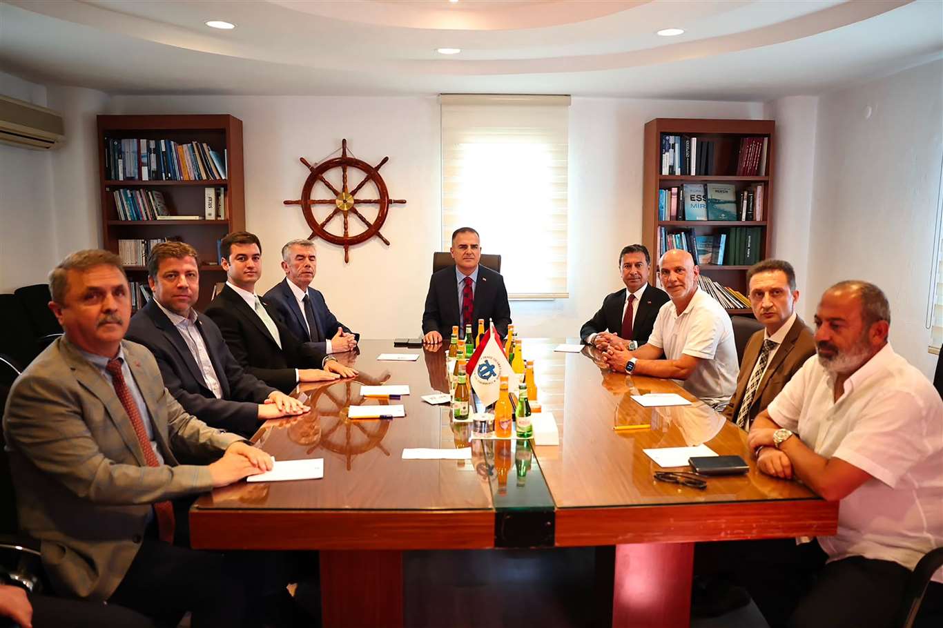 Başkan Aras Milas ve Bodrum'da sektör temsilcileriyle bir araya geldi haberi