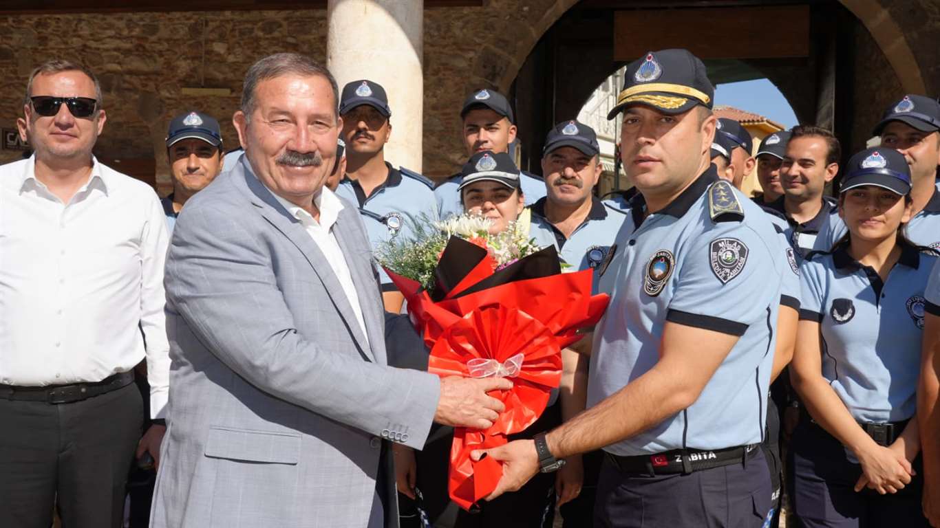    Başkan Topuz, Zabıta Haftası'nı personelle kutladı haberi