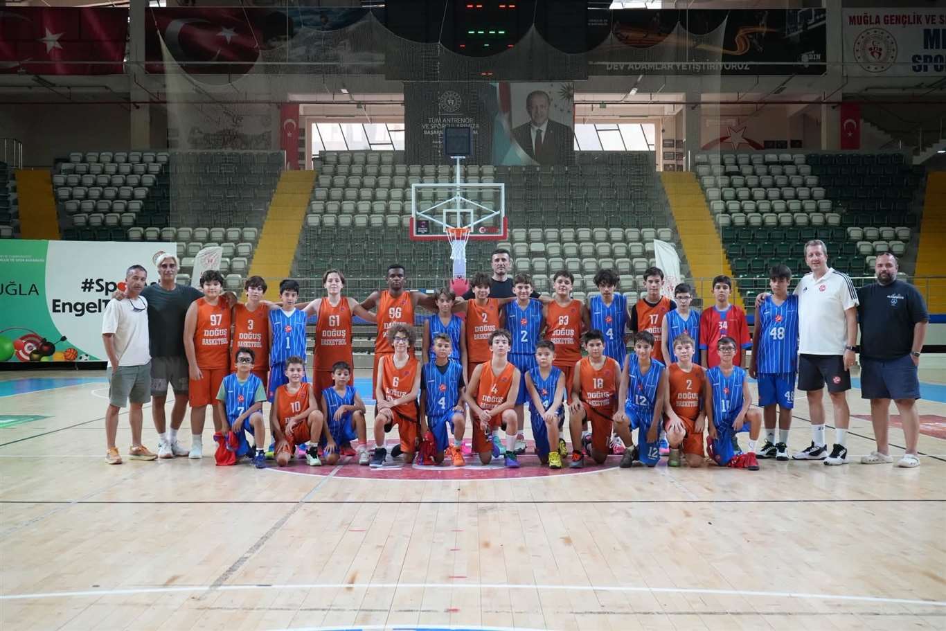 Menteşe’de Zafer Bayramı coşkusu basketbol turnuvasıyla yaşandı haberi