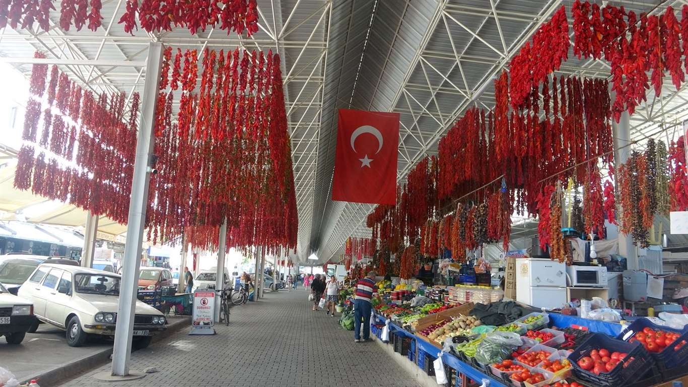 Askıda kurutulan sebzelere yurt içi ve yurt dışından yoğun talep haberi