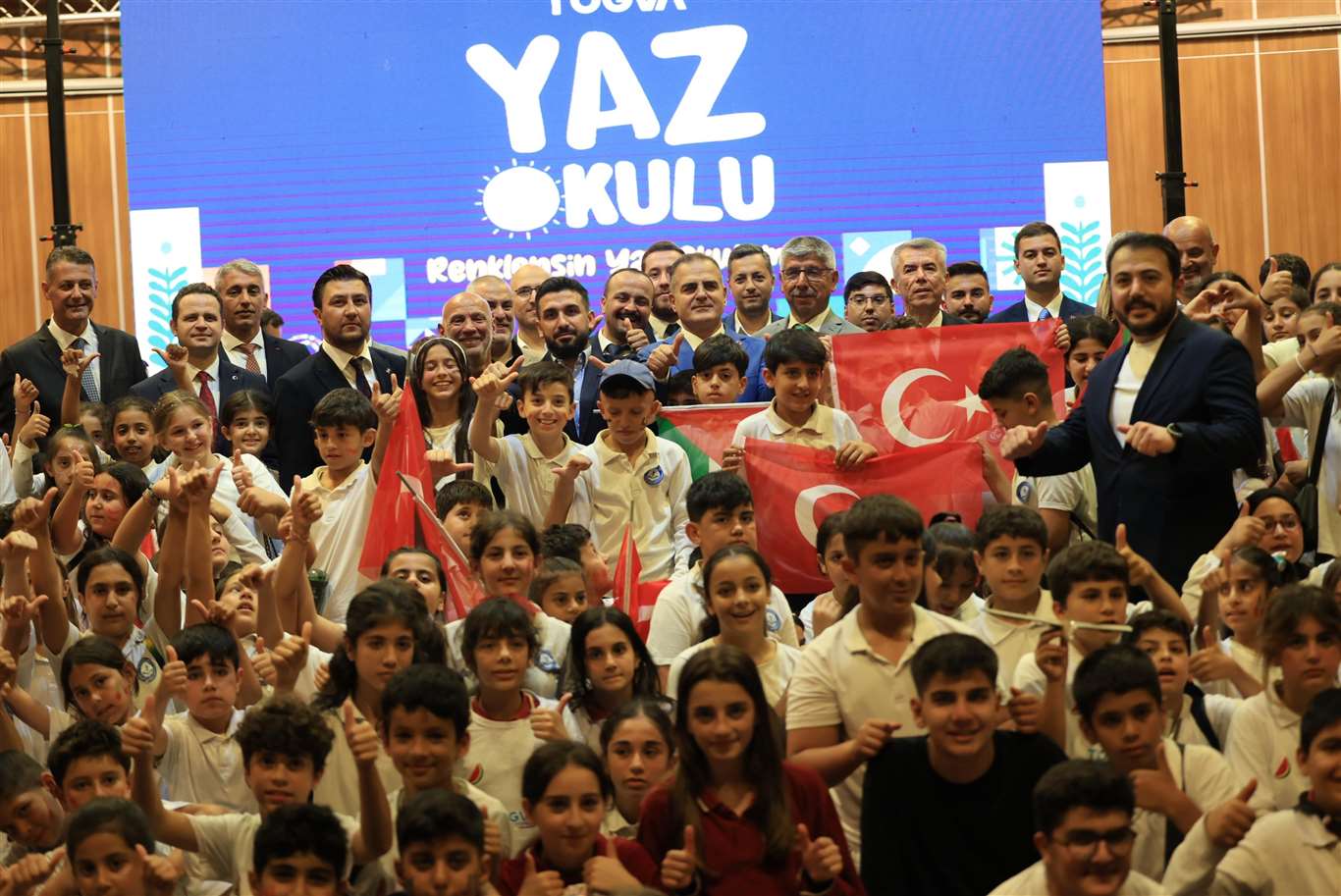  Bodrum'da gençlik seferberliği: 
