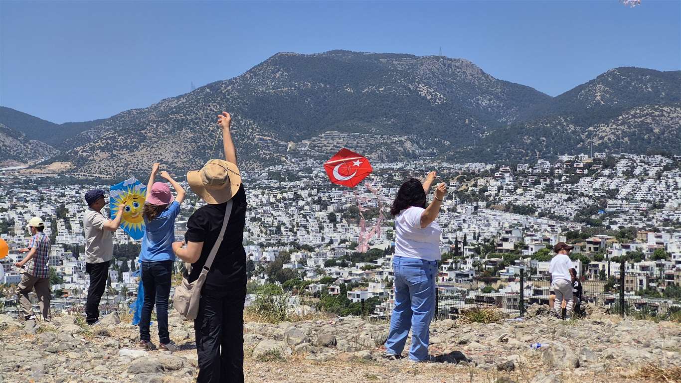  Bodrum'da Uçurtma Festivali yoğun ilgi gördü haberi