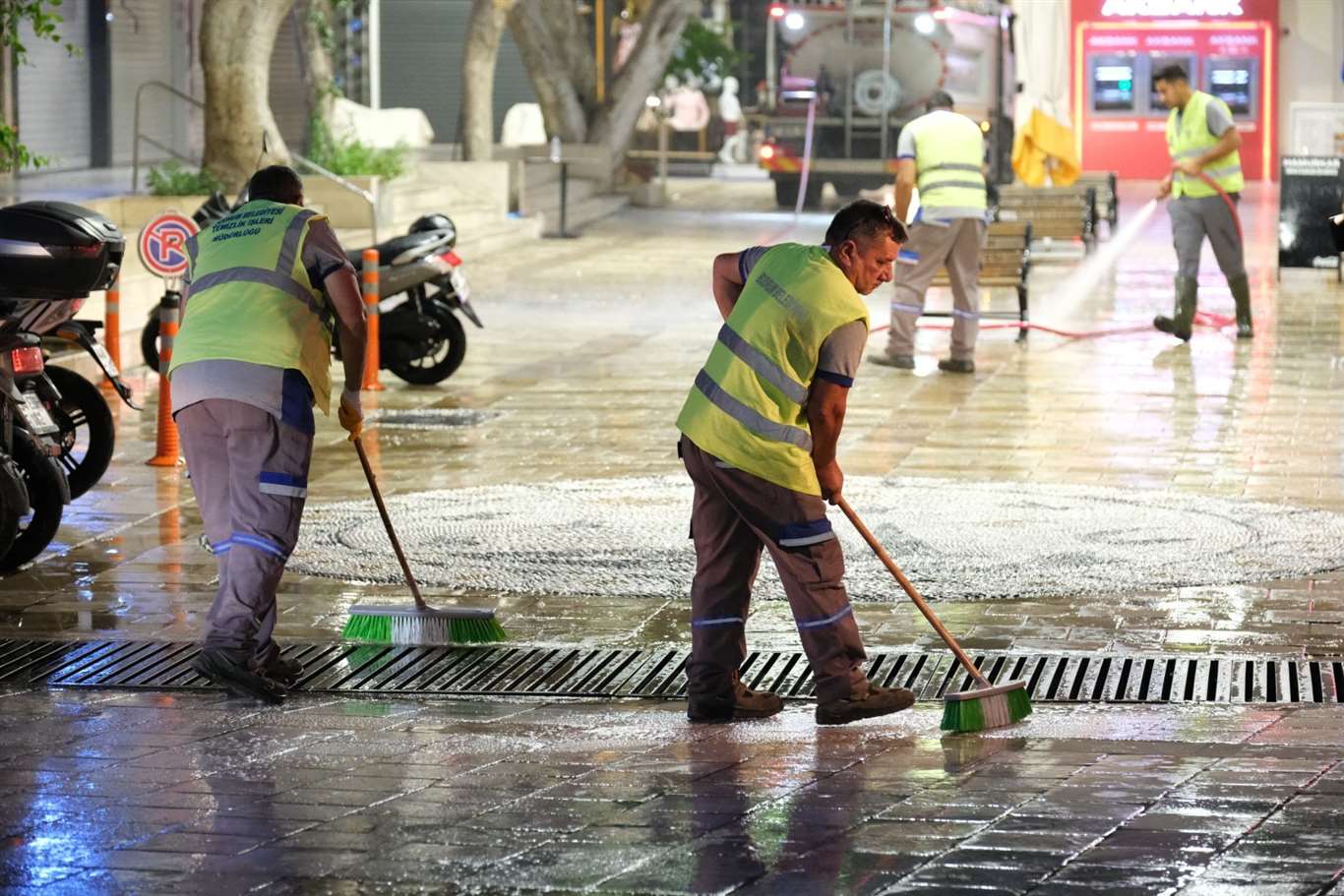 Bodrum Çarşı Mahallesi'nde kapsamlı temizlik haberi
