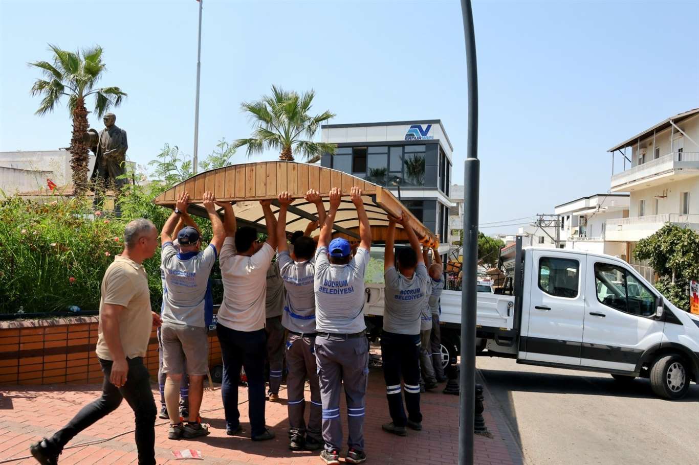 Eskiyen kent mobilyaları yenileniyor haberi