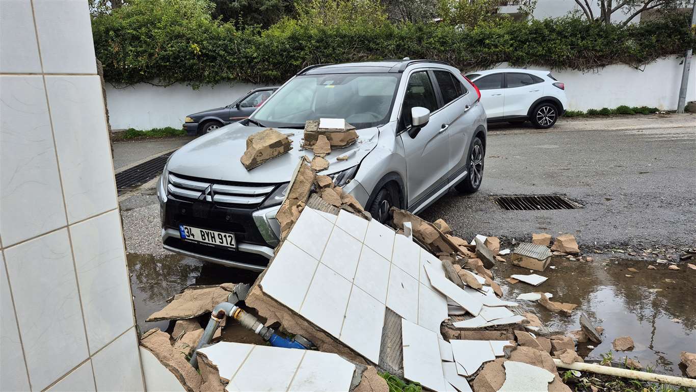  Bodrum'da fırtına etkili oluyor haberi
