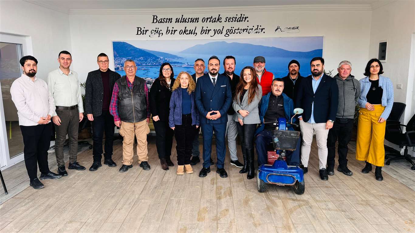 Bodrum Gazeteciler Cemiyeti'nde Ayhan güven tazeledi haberi