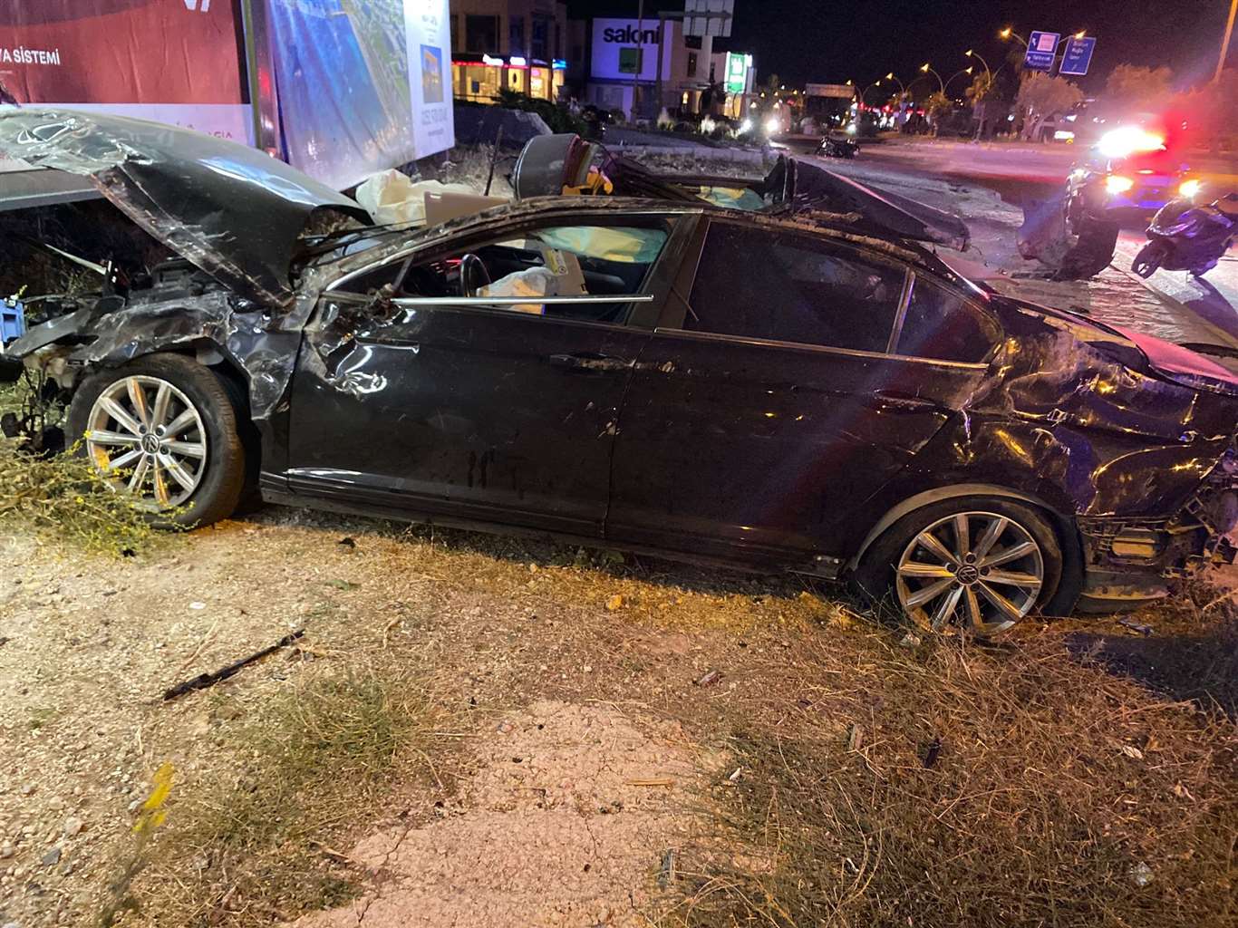Bodrum'da takla atan otomobildeki 3 kişi yaralandı haberi
