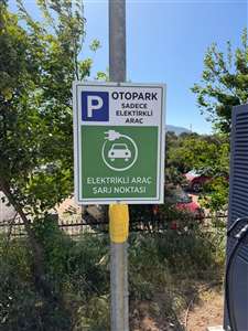 Datça Devlet Hastanesi'nde elektrikli araç şarj dönemi başladı haberi