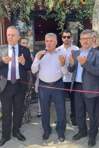 Dualarla meyhane açan eski imam tepkilerin odağında haberi