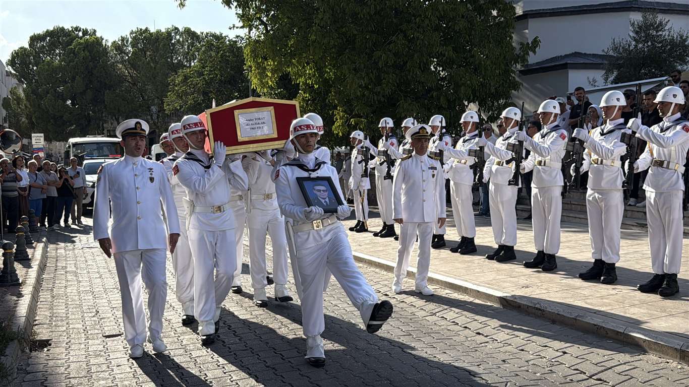 Emekli Hâkim Albay Atalay Tokat son yolculuğuna uğurlandı haberi