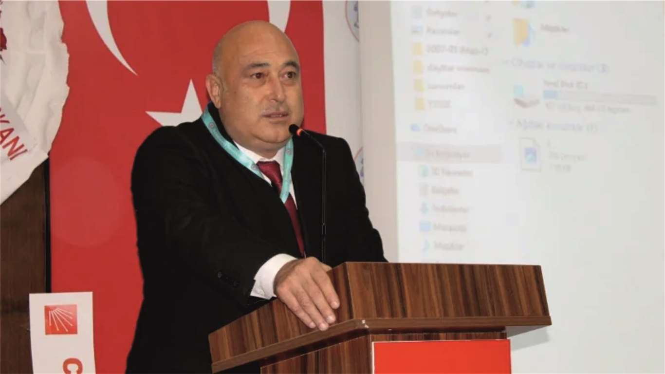 Belediye-İş Muğla Şubesi'nde Ender Akbay yeniden başkan seçildi haberi