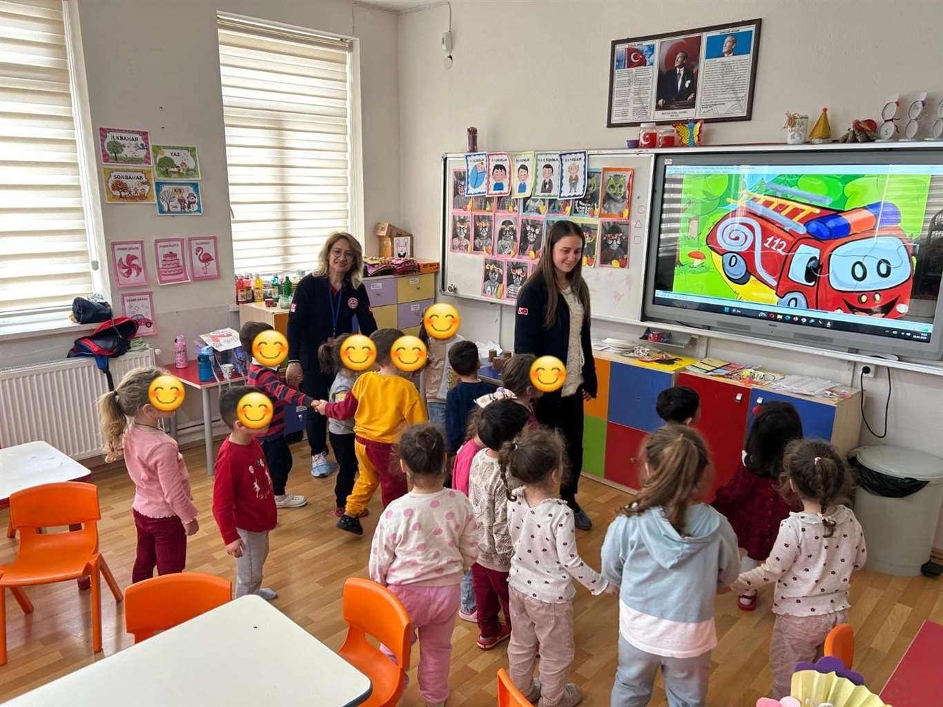    Minik öğrencilere 112 farkındalık eğitimi verildi haberi