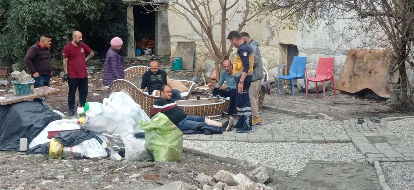       Fethiye'de silahlı saldırı olayı ile ilgili 4 şüpheli gözaltına alındı haberi