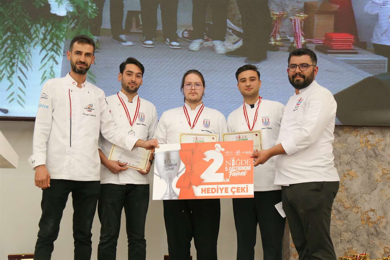    Gastronomi öğrencilerinden Niğde 5. Gastronomi Festivali'nde büyük başarı haberi