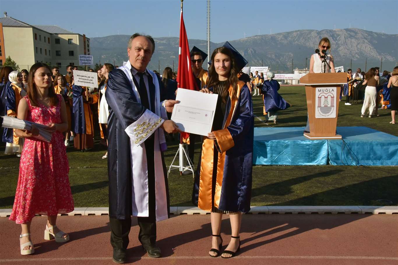 MSKÜ'lü geleceğin öğretmenleri mezun oldu haberi