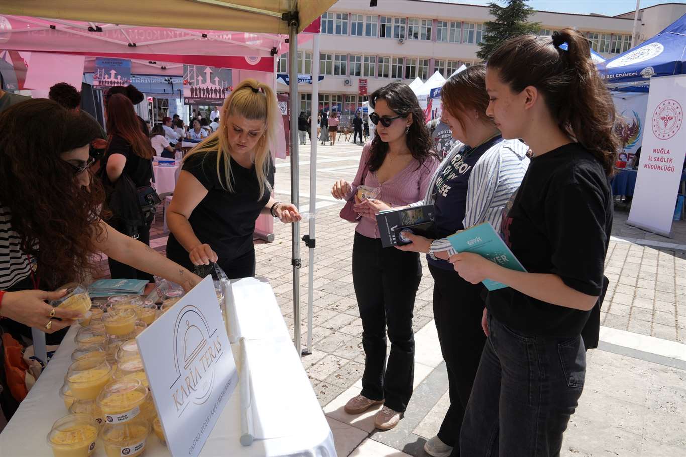 Geleceğin Meslekleri Kariyer Şenliği MSKÜ'de gerçekleştirildi haberi