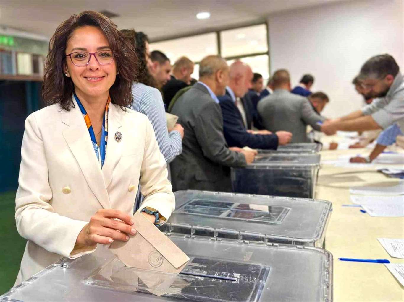 Gonca Köksal Aras yeniden encümen üyesi seçildi haberi
