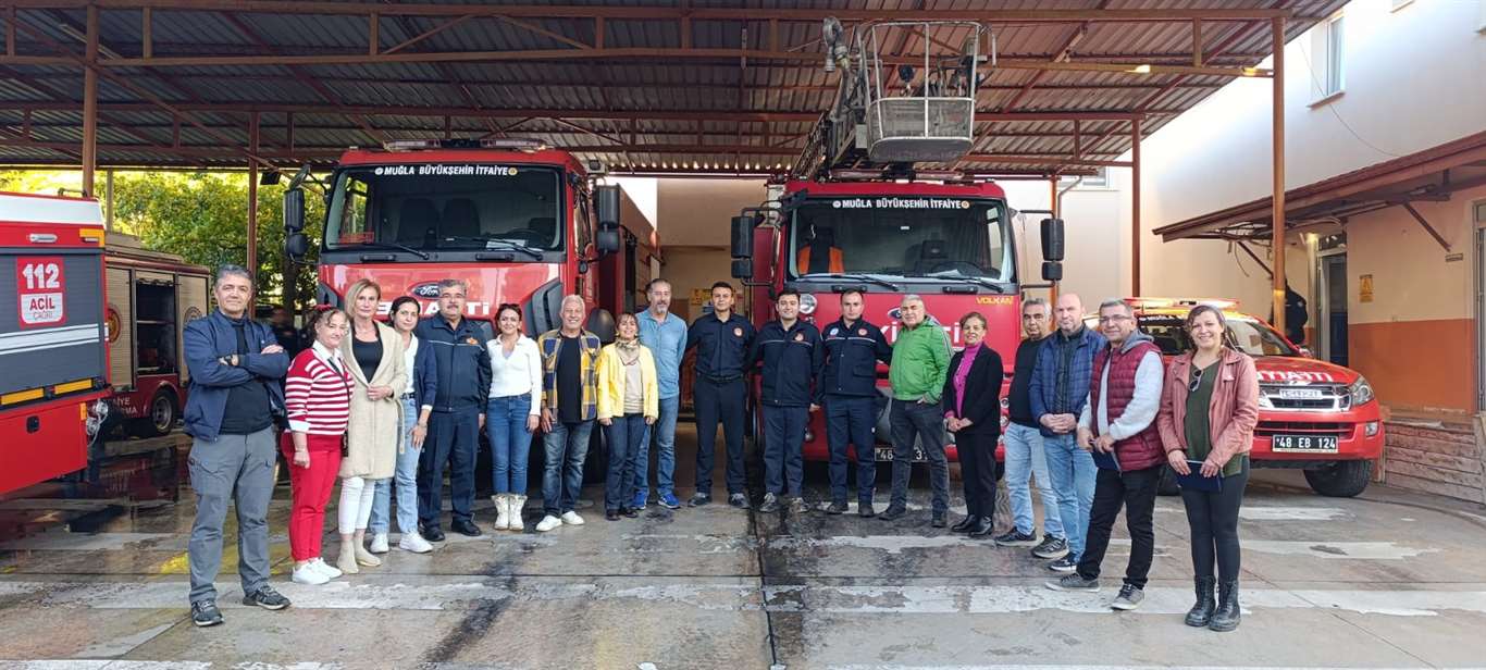 Muğla'da gönüllü itfaiyecilik eğitimleri devam ediyor haberi