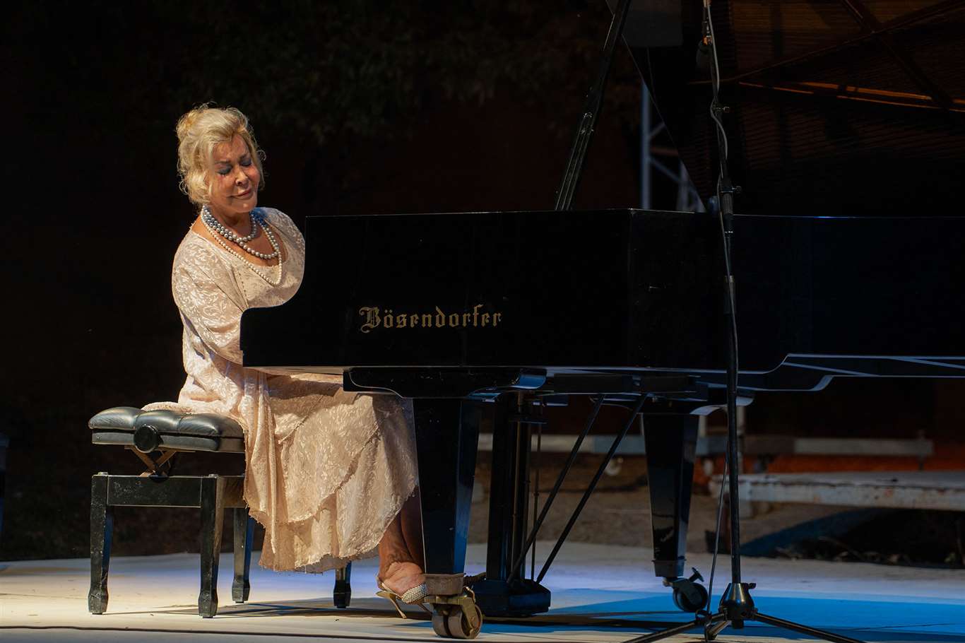    Gümüşlük Müzik Festivali Gülsin Onay'ın Konseriyle sona eriyor haberi