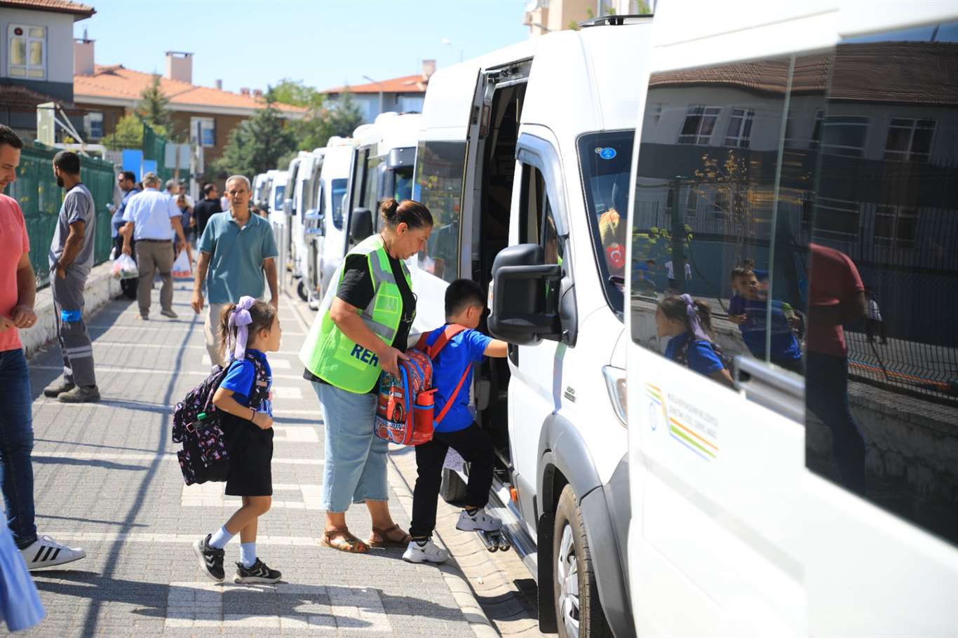 Okul Bölgelerinde Güvenli Trafik haberi