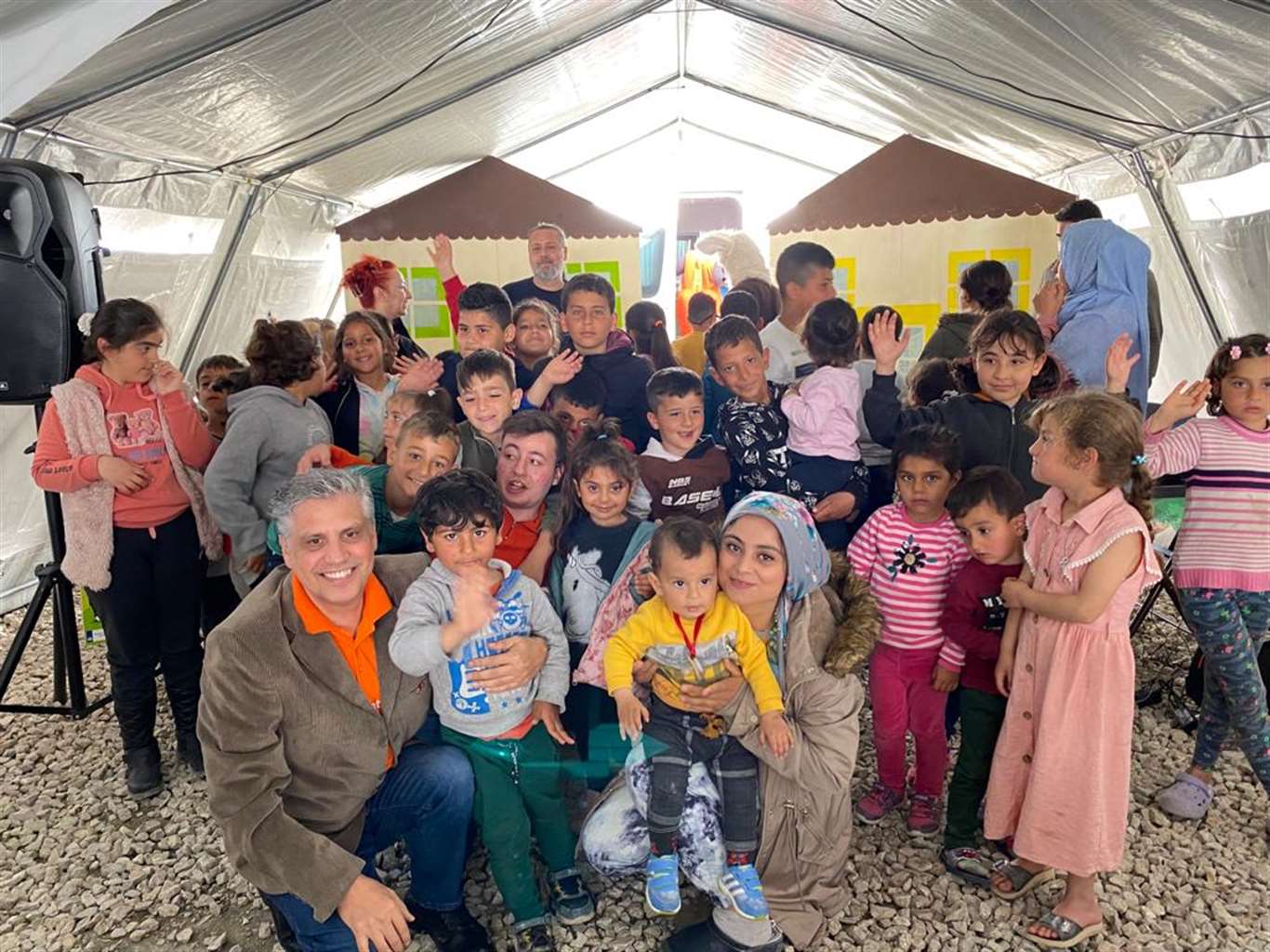             Hatay'daki dostluk kentinde çocuklara yönelik etkinlik haberi