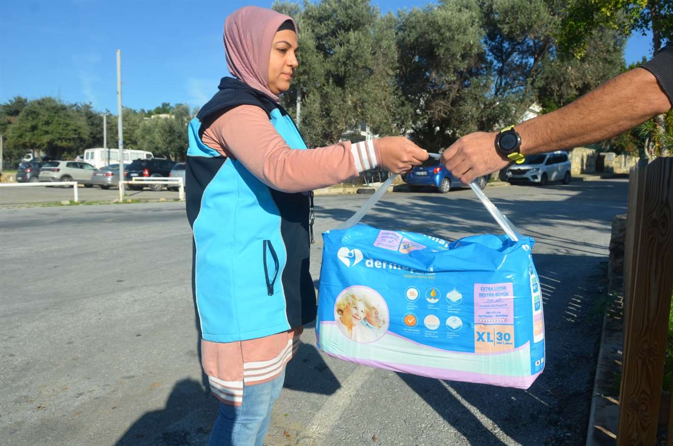 İhtiyaç sahiplerine 3 Bin 750 sosyal destek kartı dağıtıldı haberi