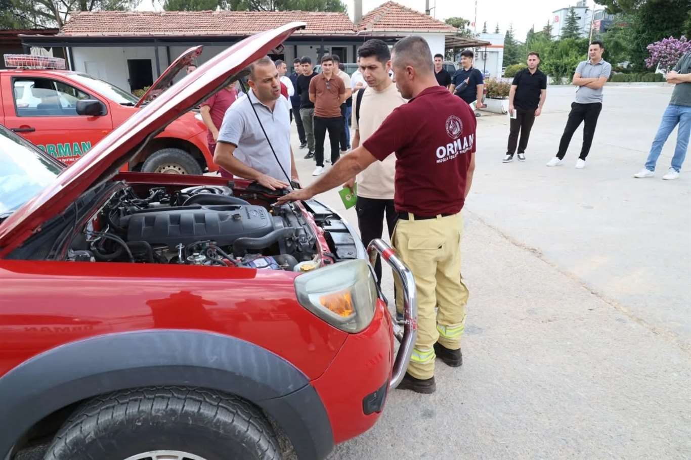 Muğla Orman Bölge Müdürlüğünde yeni atanan şoförlere işbaşı eğitimi haberi