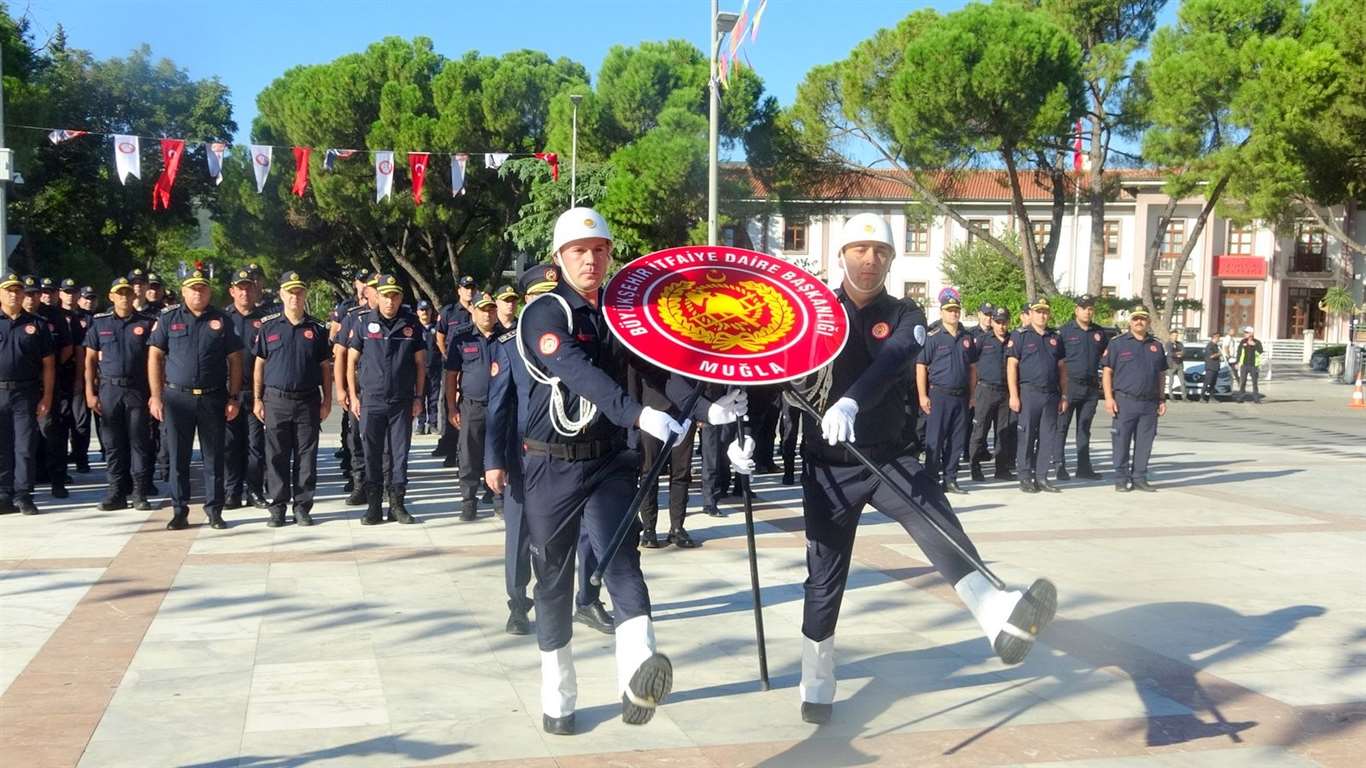 Muğla’da İtfaiye Haftası çelenk töreniyle başladı haberi
